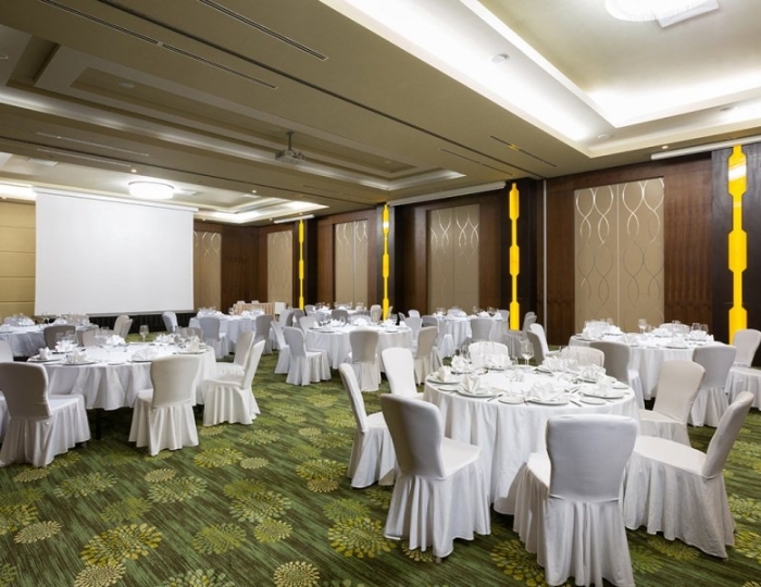 Банкетный зал «Лермонтов» - «Novotel Fit Krasnaya Polyana» / «Новотель Фит Красная Поляна» отель (бывш. «Novotel Congress»)